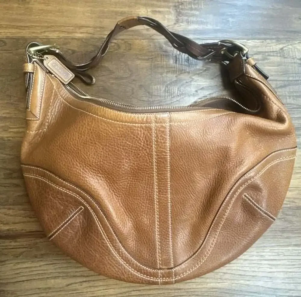 Coach Vintage 10044 Soho Hobo in Tobacco Pebbled Leather Bag